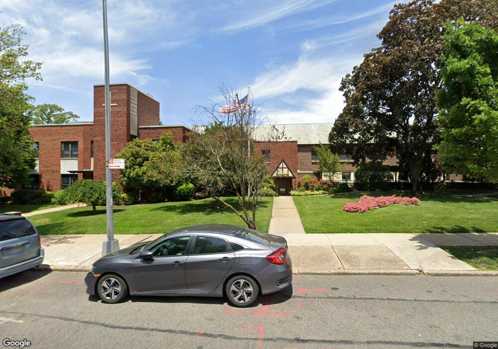 3380 168th St, Flushing, NY 11358 - photo 1