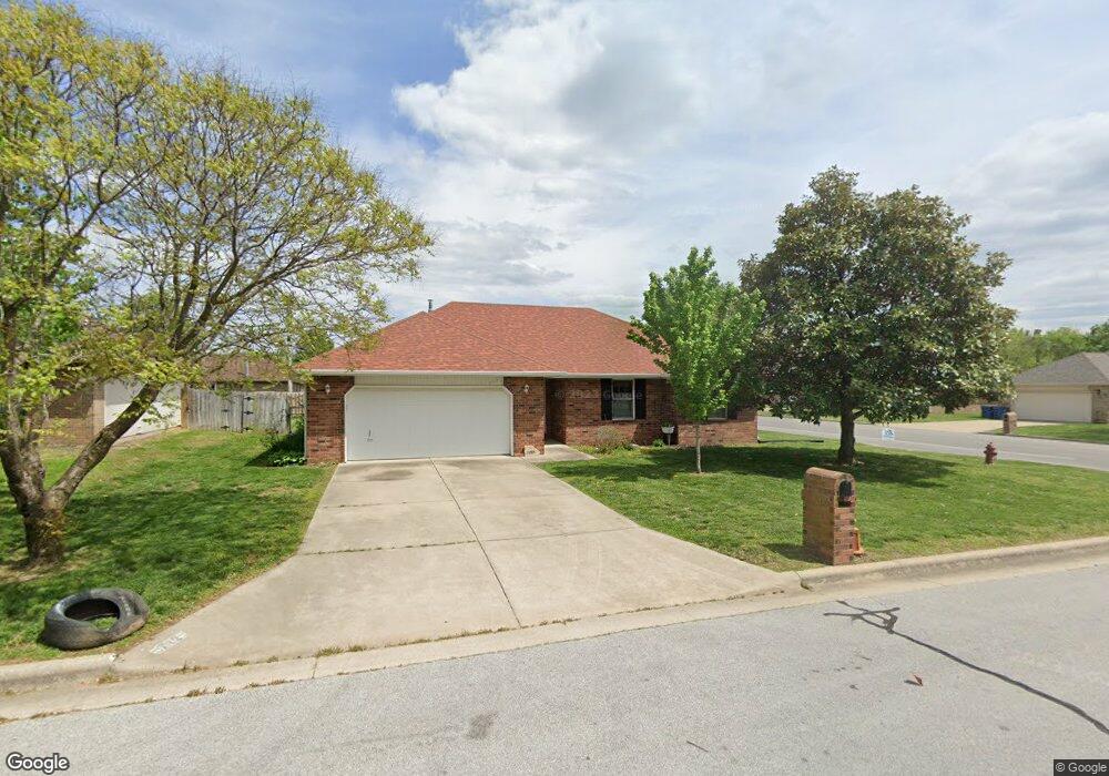 712 S Pinewood Ln, Nixa, MO 65714 - photo 1