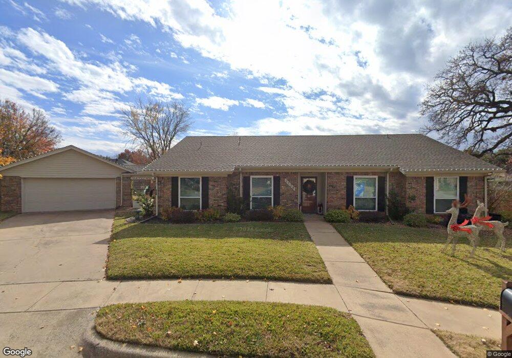 1128 Wheaton Ct, Bedford, TX 76021 - photo 1