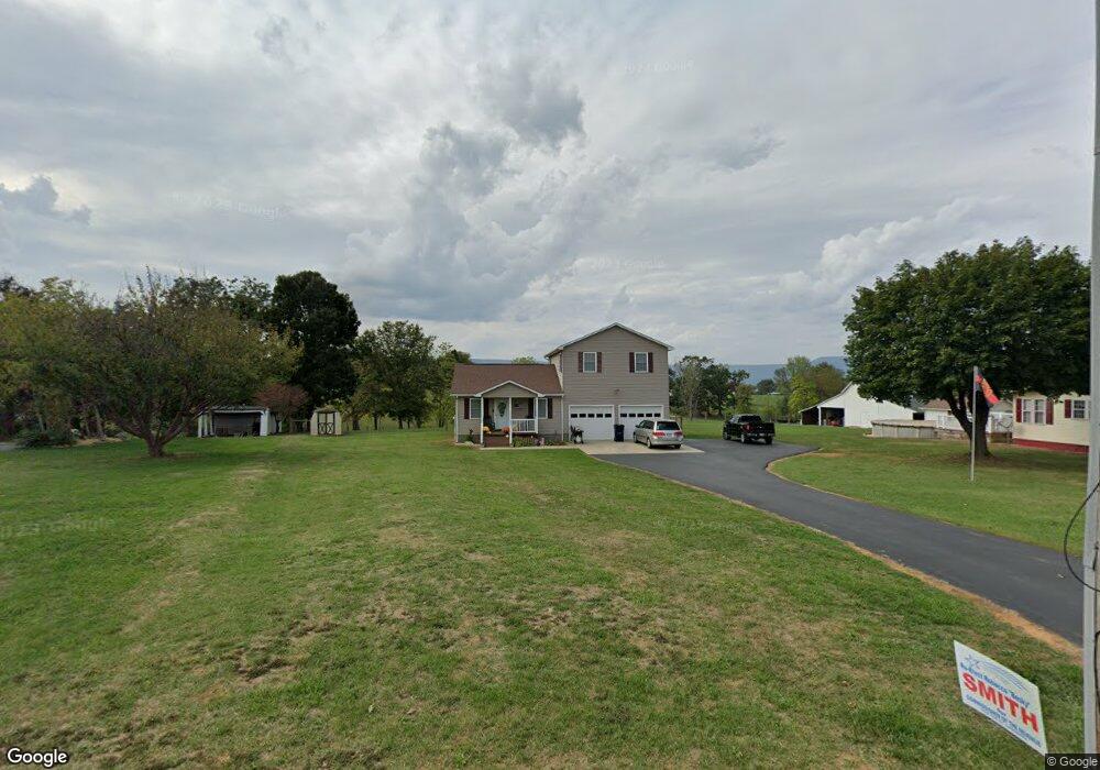 828 Aylor Grubbs Ave, Stanley, VA 22851 - photo 1