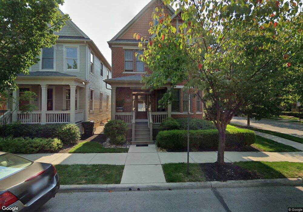 982 Perry St, Columbus, OH 43201 - photo 1