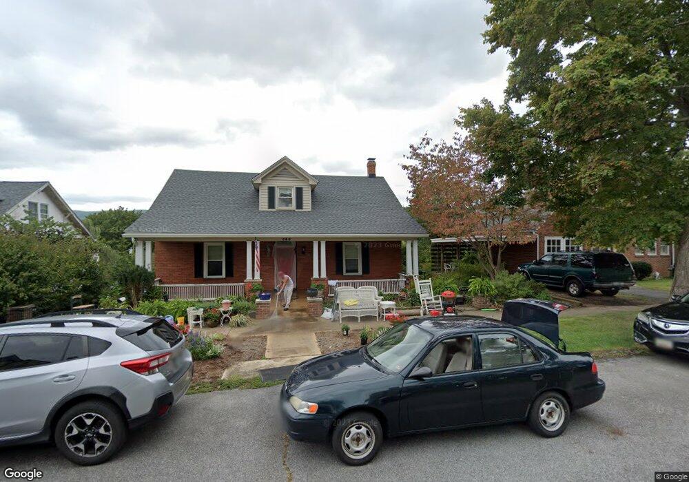 660 Walnut Ave, Waynesboro, VA 22980 - photo 1