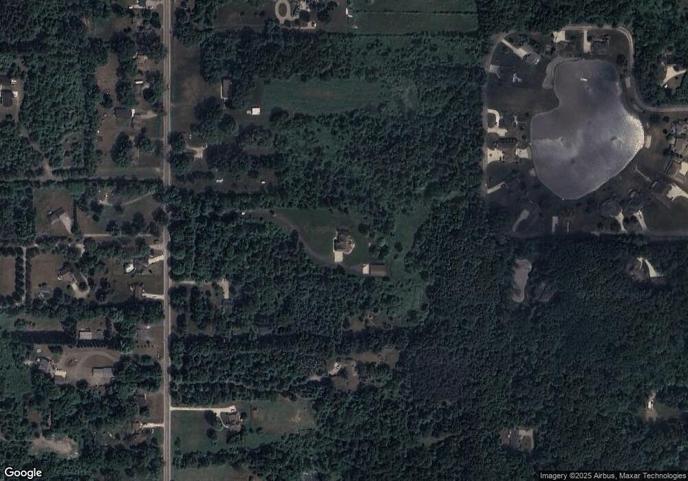 6302 N Mckinley Rd, Flushing, MI 48433 - photo 1