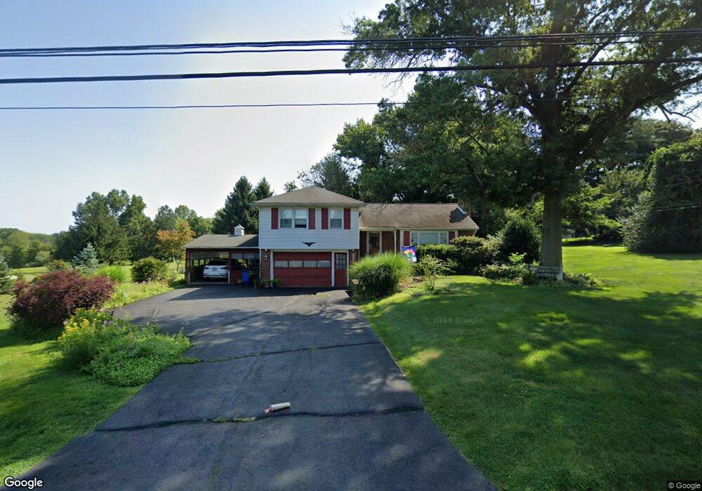 51 Pickwick Dr, Doylestown, PA 18901 - photo 1