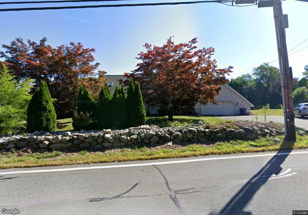 260 E Dunstable Rd, Nashua, NH 03062 - photo 1