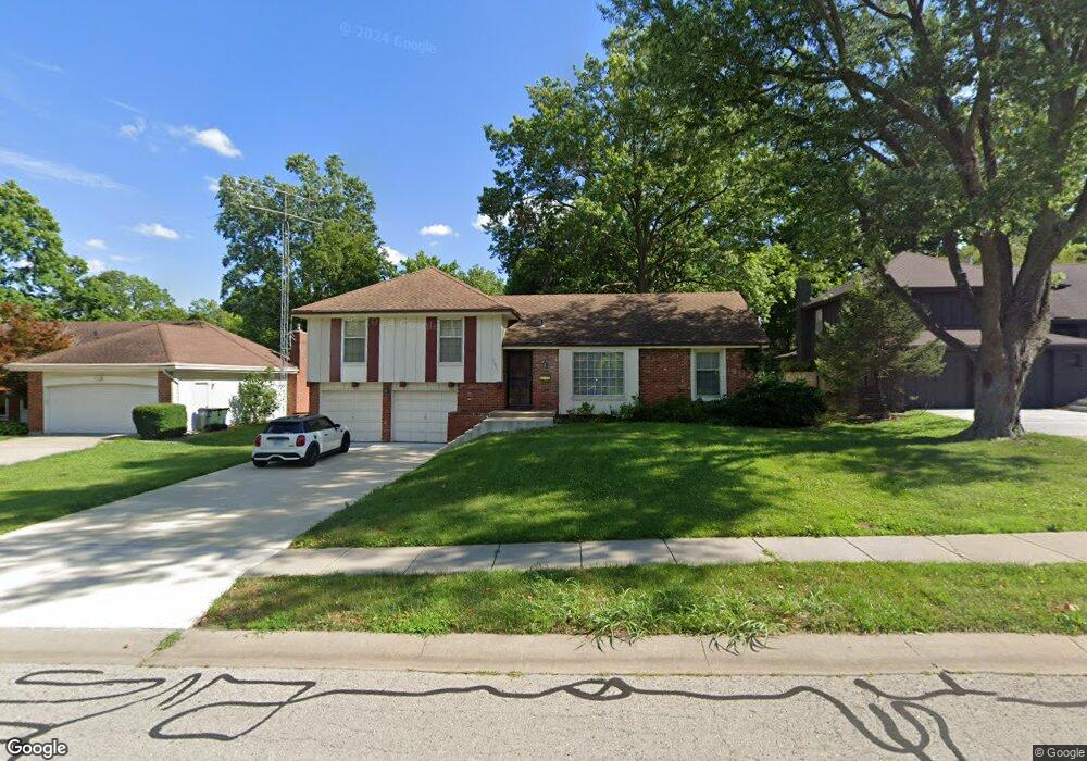 11811 W 53rd St, Shawnee, KS 66203 - photo 1