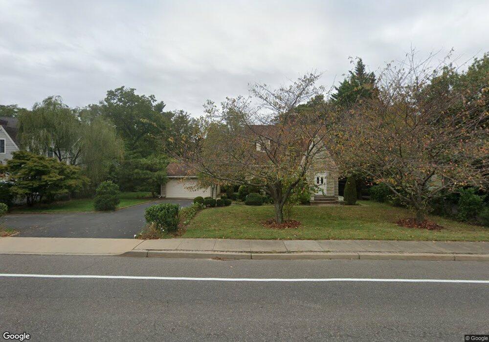 724 Holmdel Rd, Holmdel, NJ 07733 - photo 1