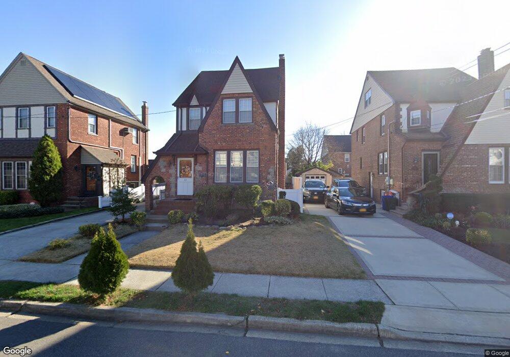 22 Dubonnet Rd, Valley Stream, NY 11581 - photo 1