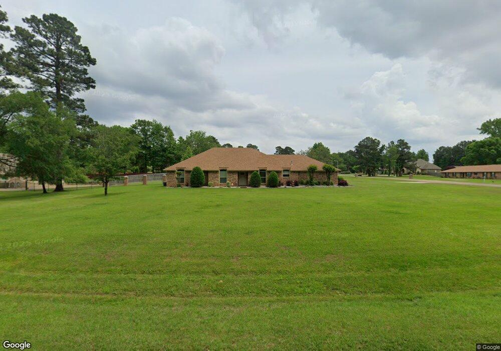 2702 Sarah Cir, Texarkana, TX 75503 - photo 1