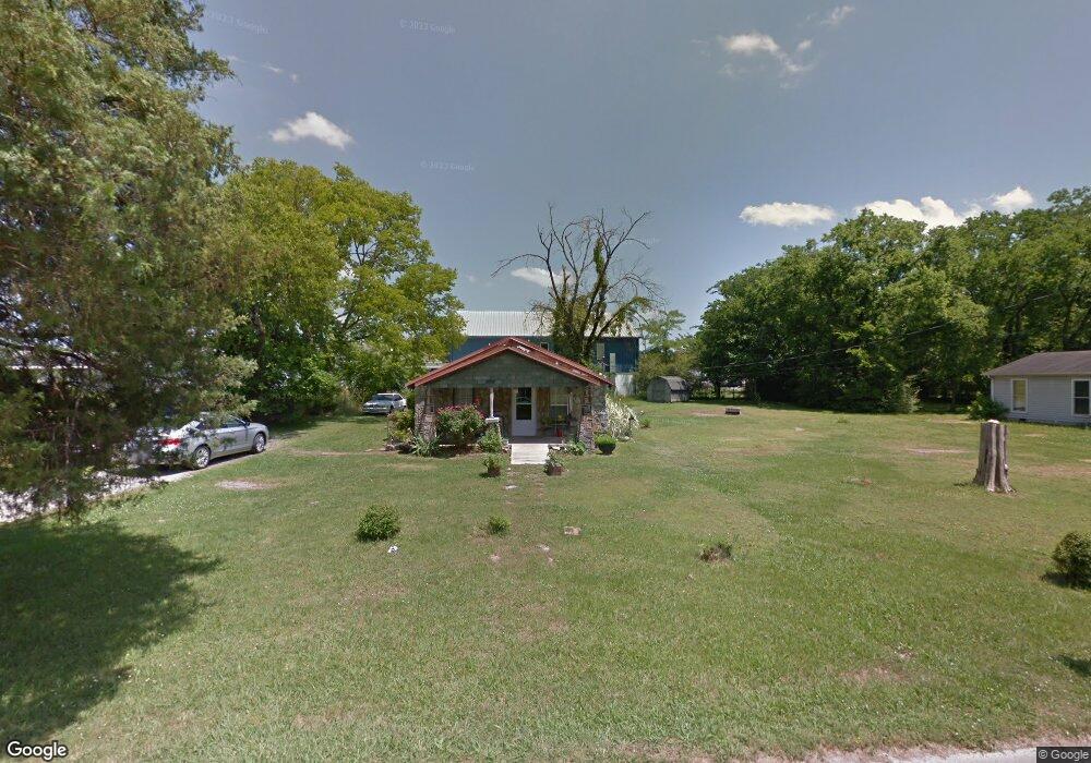 1114 Green Ln, Shelbyville, TN 37160 - photo 1