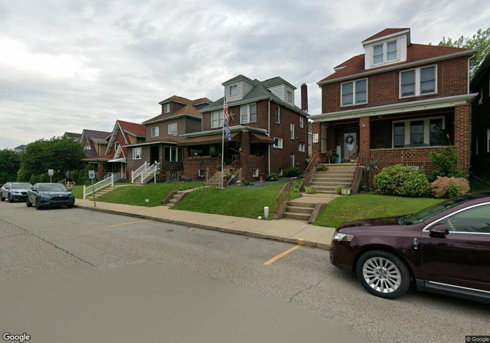 429 Jackson Ave, Vandergrift, PA 15690 - photo 1