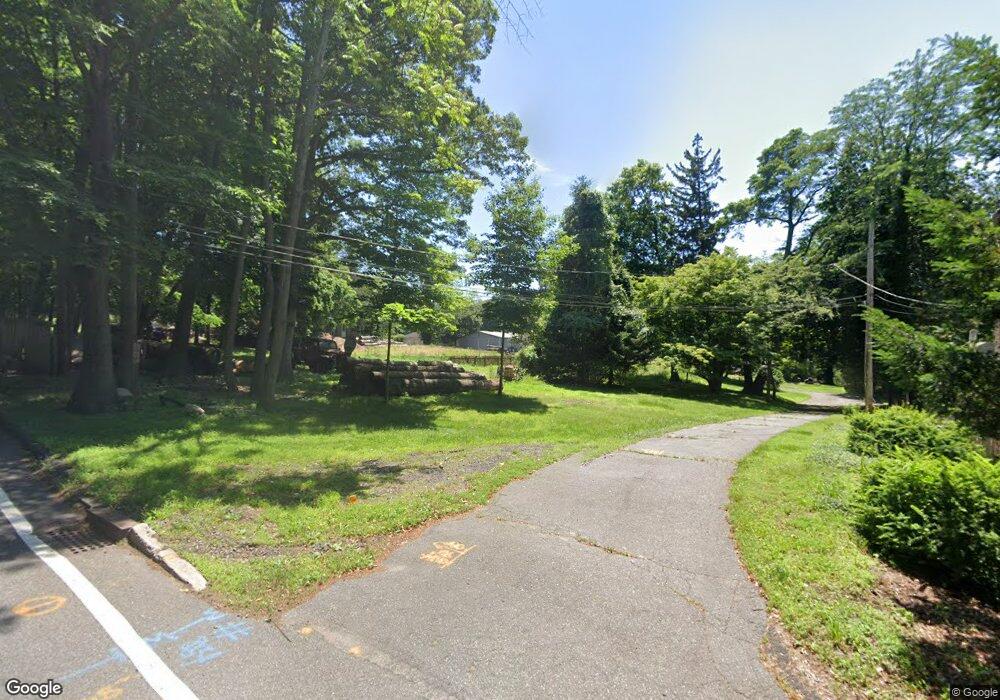 854 Closter Dock Rd, Closter, NJ 07624 - photo 1