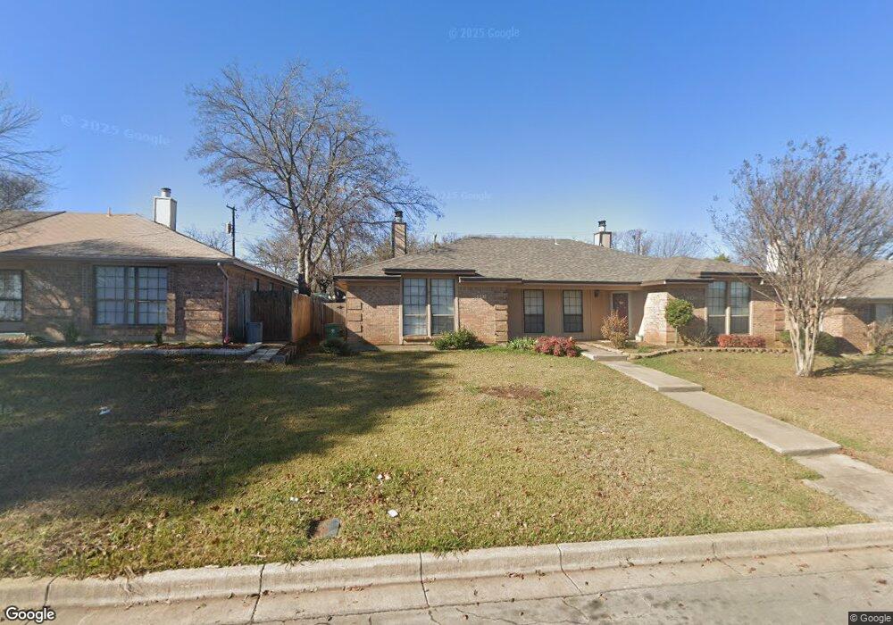 5341 Northridge Blvd, North Richland Hills, TX 76180 - photo 1