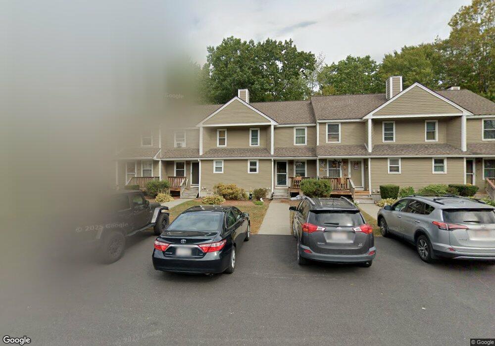 74 Pennacook Dr unit 13 74, Leominster, MA 01453 - photo 1