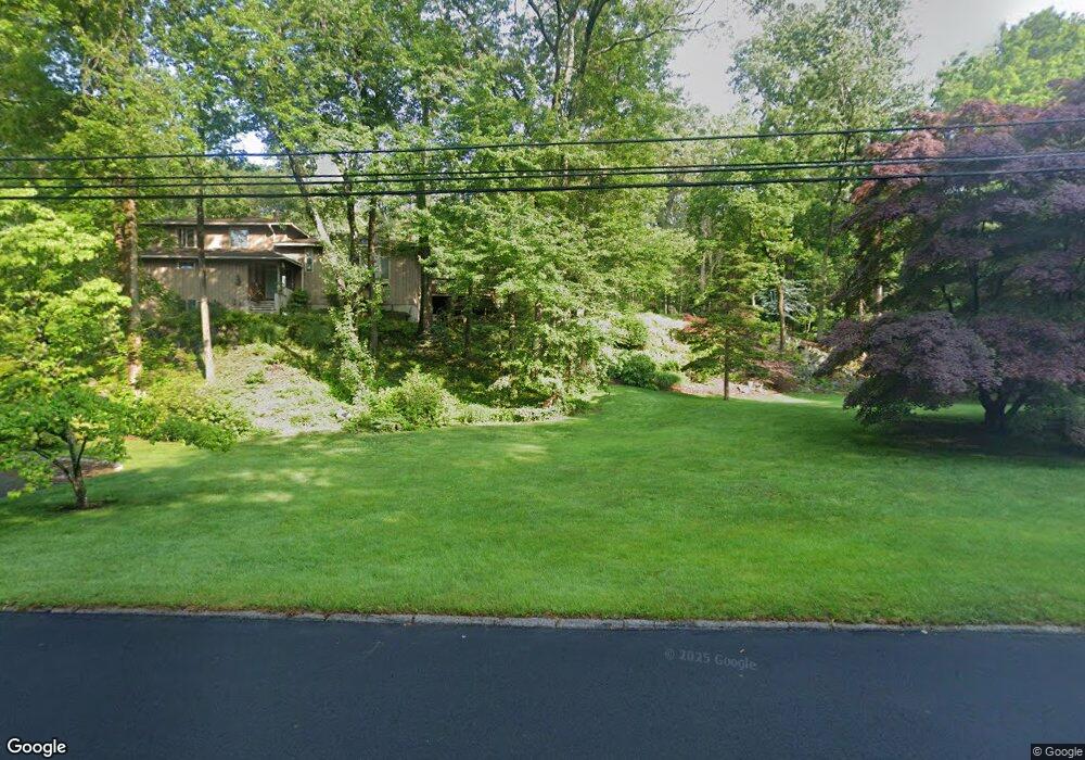 89 Country Ln, Milford, CT 06461 - photo 1