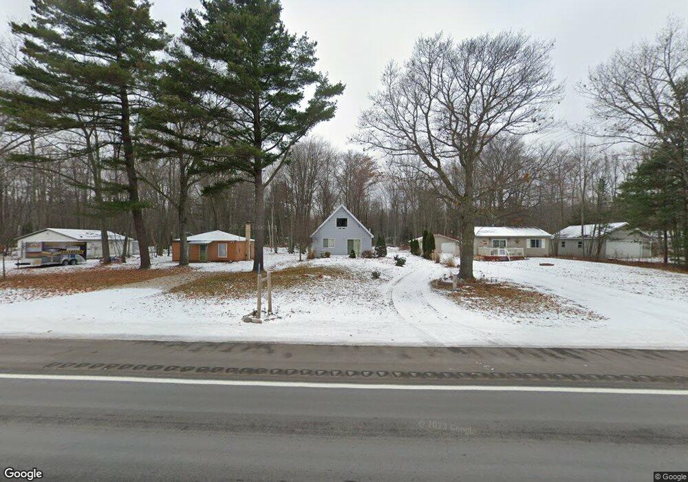 315 N Huron Rd, Au Gres, MI 48703 - photo 1