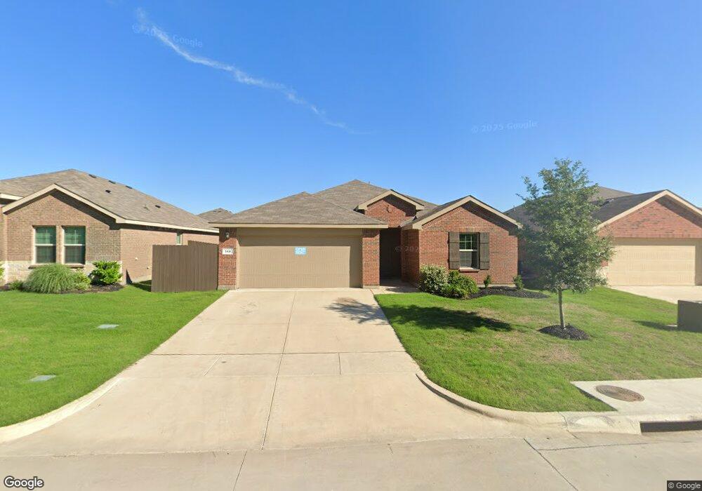 318 Phillips St, Cleburne, TX 76033 - photo 1