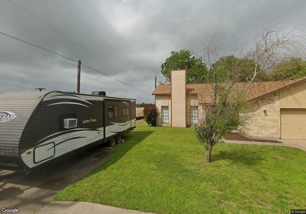 1824 Leissner St, Bay City, TX 77414 - photo 1