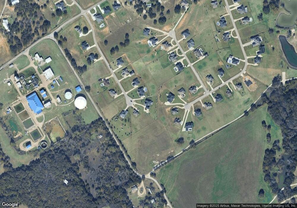 228 Maverick Ct, Granbury, TX 76049 - photo 1