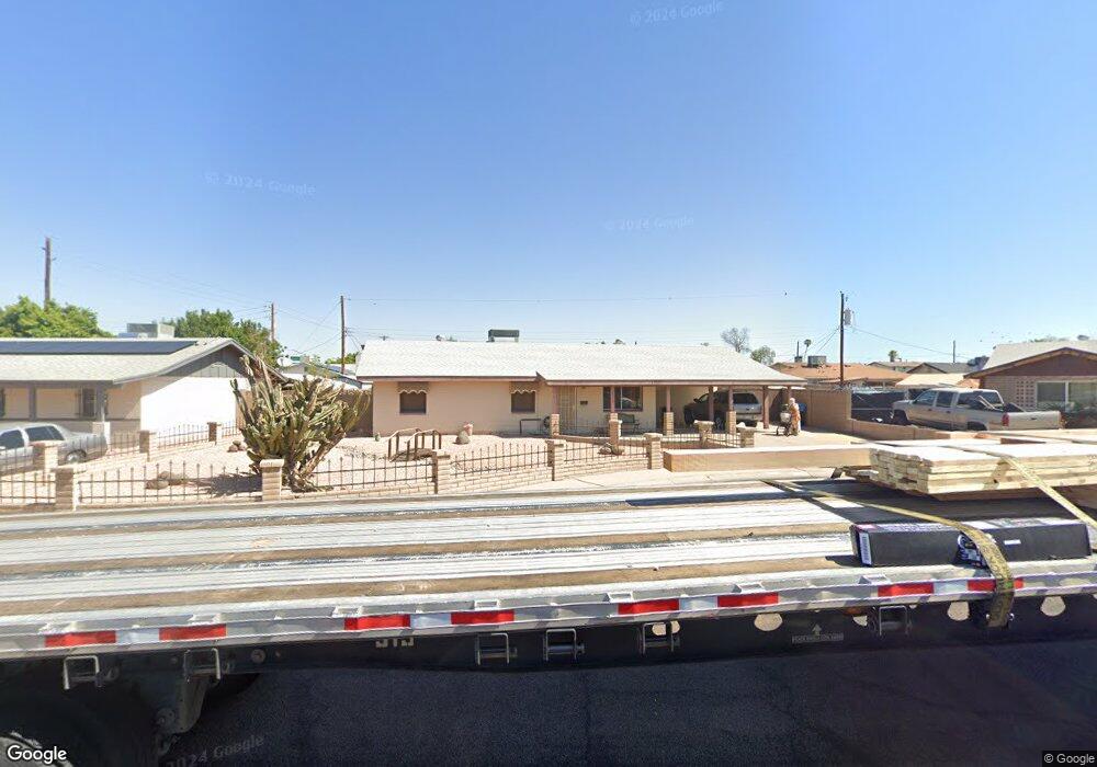 8238 W Cora Ln, Phoenix, AZ 85033 - photo 1