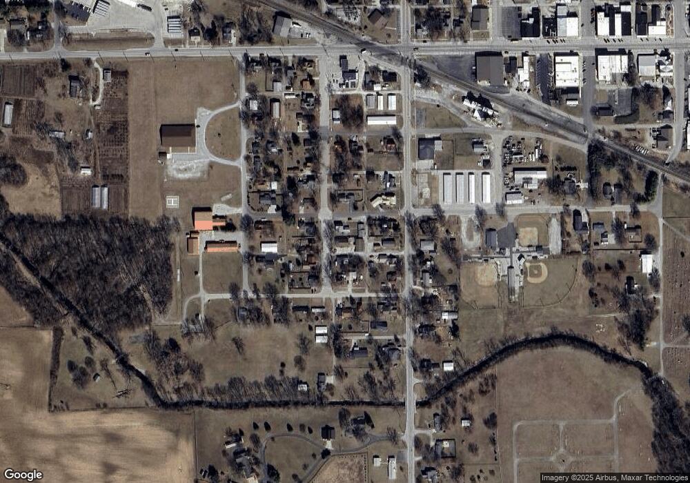 303 S Walnut St, Mentone, IN 46539 - photo 1