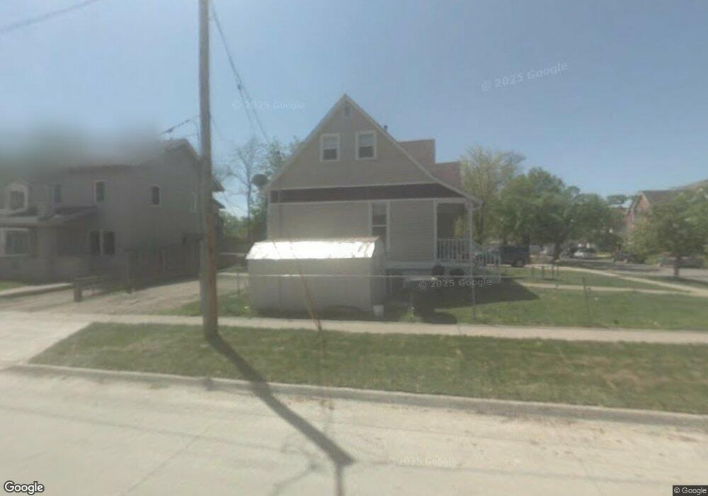 1241 23rd St, Des Moines, IA 50311 - photo 1