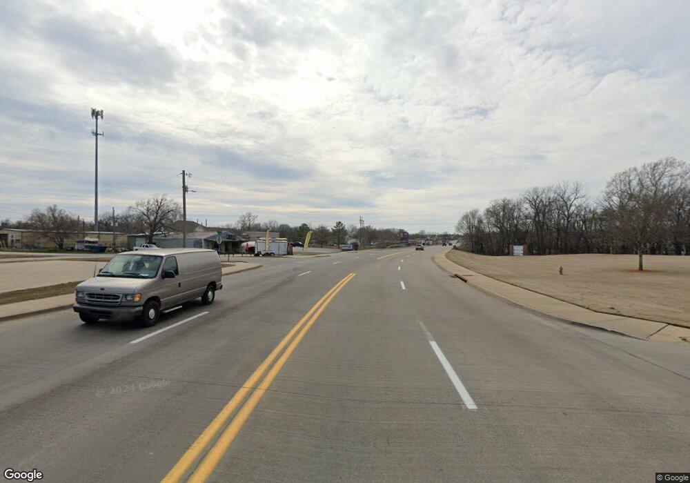 123 E Main St, Collinsville, OK 74021 - photo 1