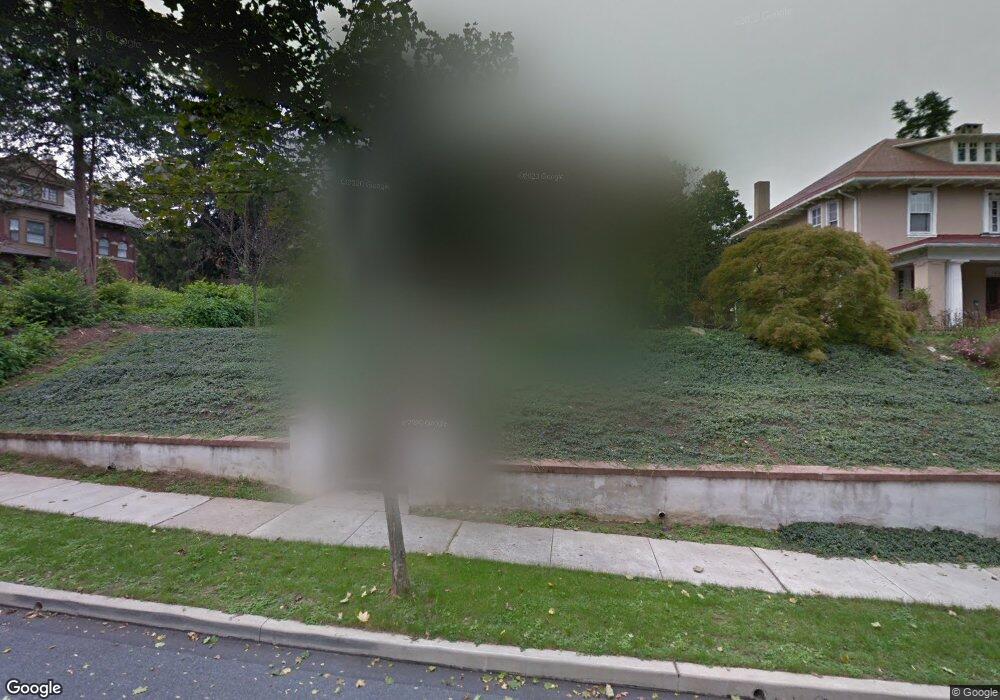 1045 Fairview Ave, Reading, PA 19610 - photo 1