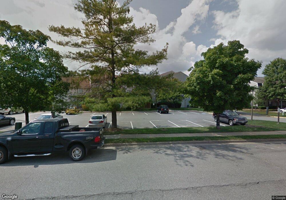 5758-A Village Green Dr, Alexandria, VA 22309 - photo 1