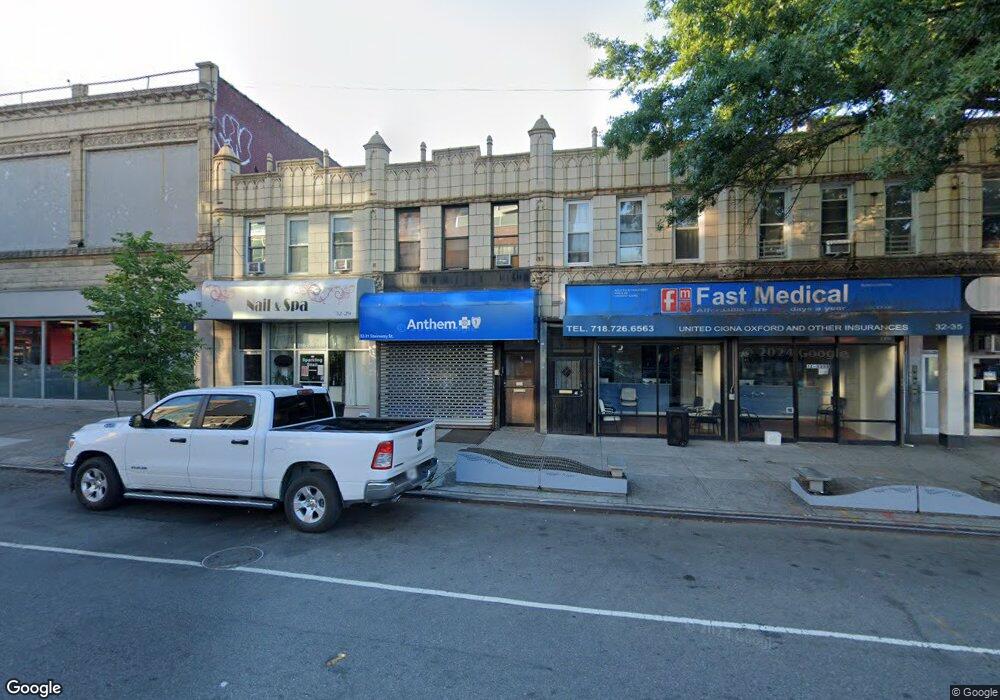 3231 Steinway St, Long Island City, NY 11103 - photo 1