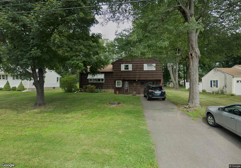 117 Knollwood Rd, Newington, CT 06111 - photo 1