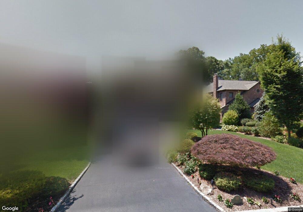 185 Aldershot Ln, Manhasset, NY 11030 - photo 1