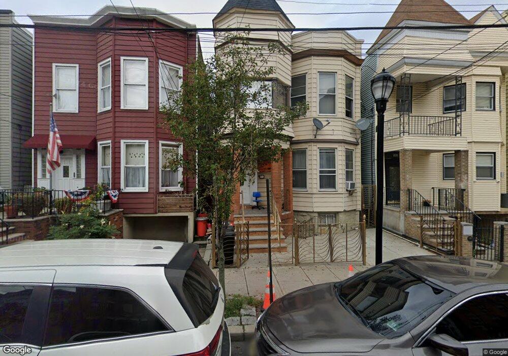 204 49th St, Union City, NJ 07087 - photo 1