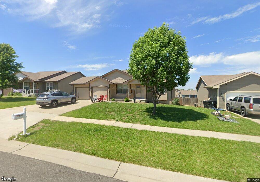 4301 SE Chisolm Rd, Topeka, KS 66609 - photo 1