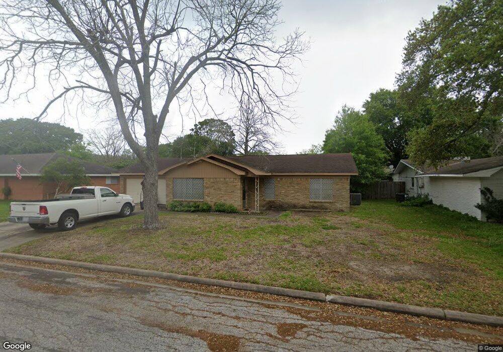 2725 Del Monte Ave, Bay City, TX 77414 - photo 1