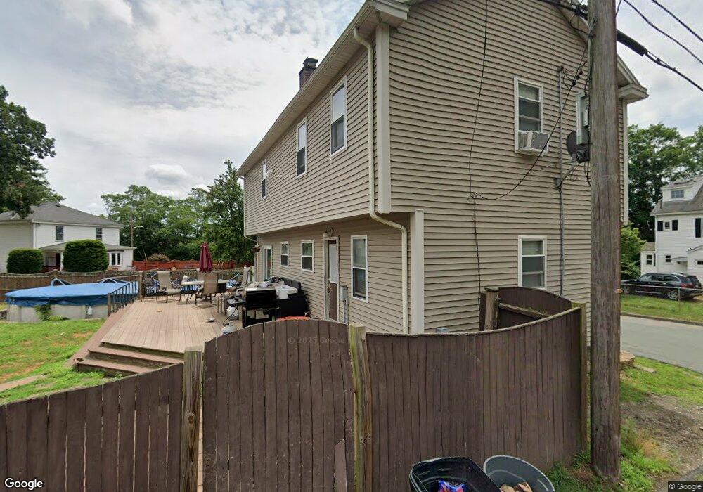 4 Walker Rd, Peabody, MA 01960 - photo 1