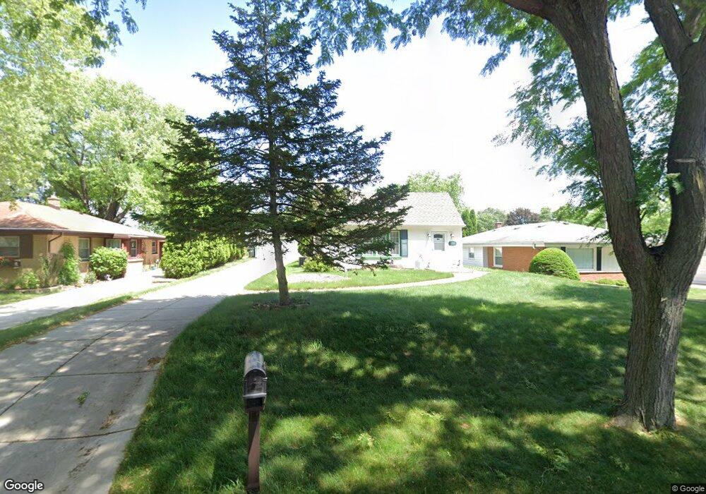 2040 N 114th St, Milwaukee, WI 53226 - photo 1