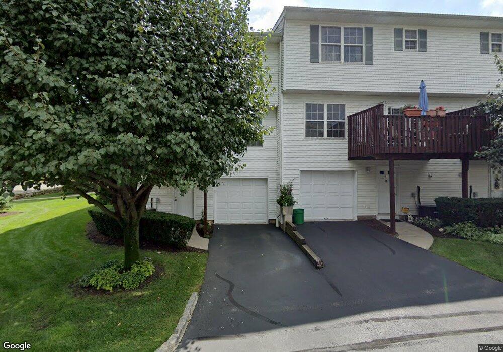 31 Jamie Ct unit A2, Suffern, NY 10901 - photo 1
