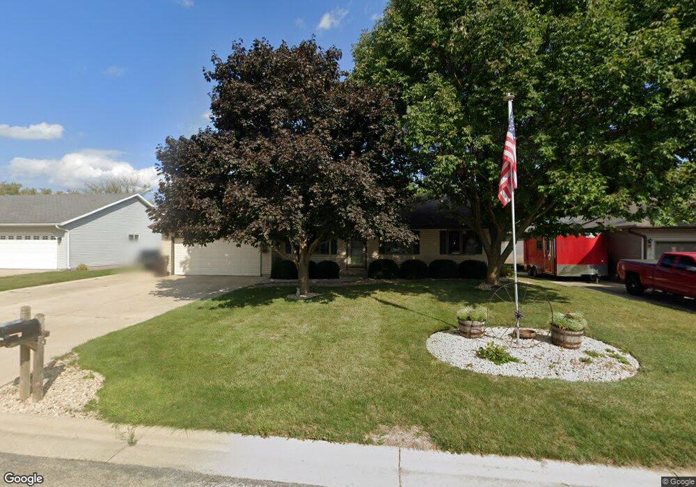 117 Teddy St, Brooklyn, WI 53521 - photo 1