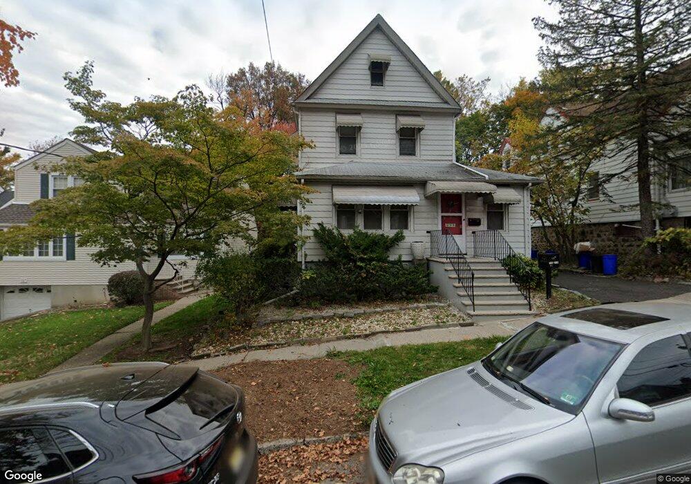 539 Day Ave, Ridgefield, NJ 07657 - photo 1