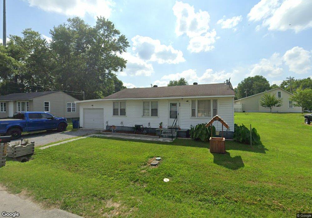 502 S Ramsey St, Manchester, TN 37355 - photo 1