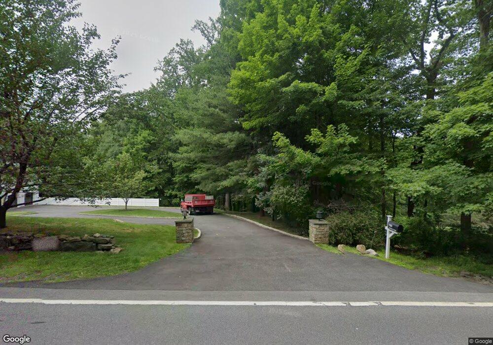 722 Bedford Rd, Armonk, NY 10504 - photo 1