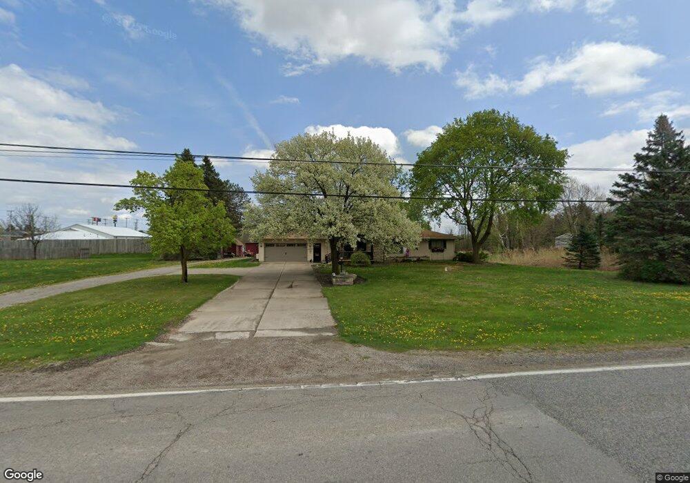 8033 Torrey Rd, Grand Blanc, MI 48439 - photo 1