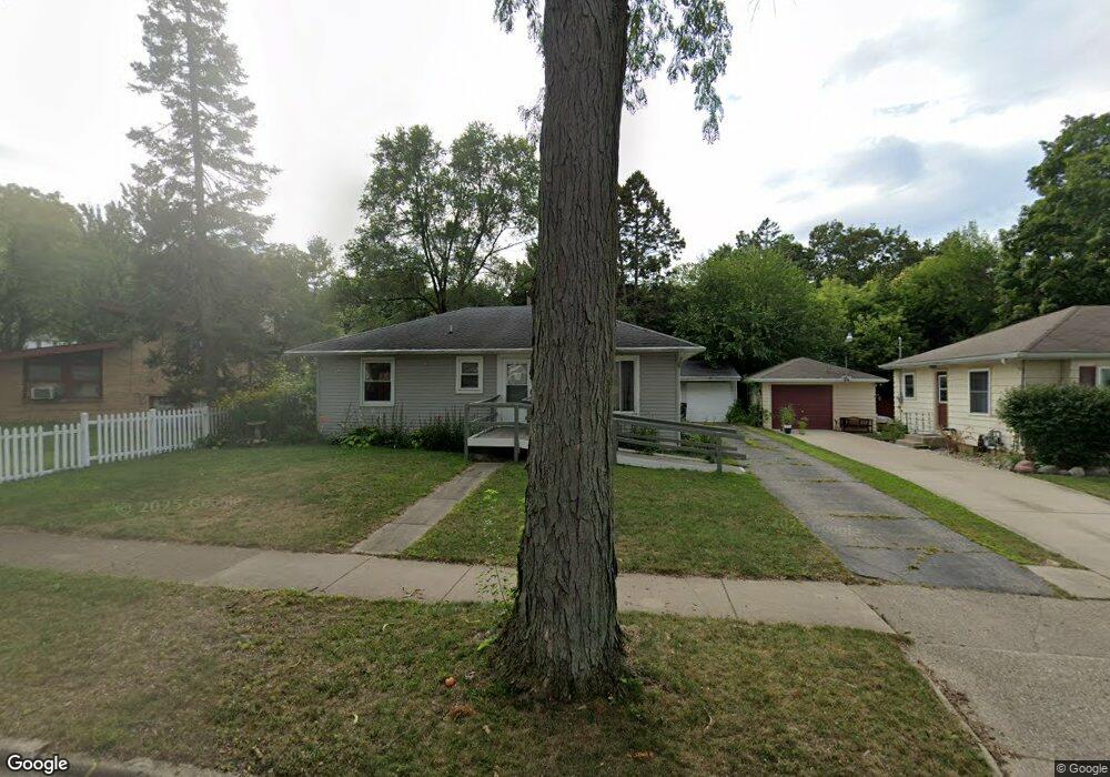 1419 Herrick Ave NE, Grand Rapids, MI 49505 - photo 1