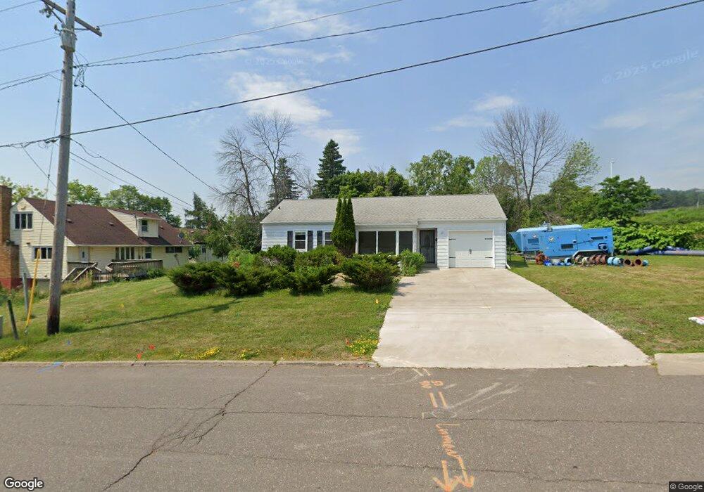 11 N 40th Ave E, Duluth, MN 55804 - photo 1