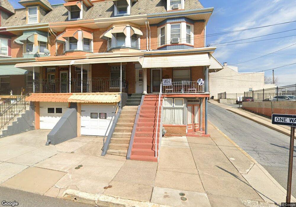 337 Chestnut St, West Reading, PA 19611 - photo 1