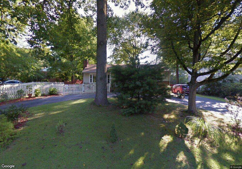 2217 Primrose Dr, Falls Church, VA 22046 - photo 1