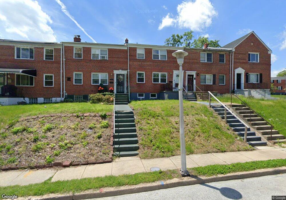 3925 Stokes Dr, Baltimore, MD 21229 - photo 1