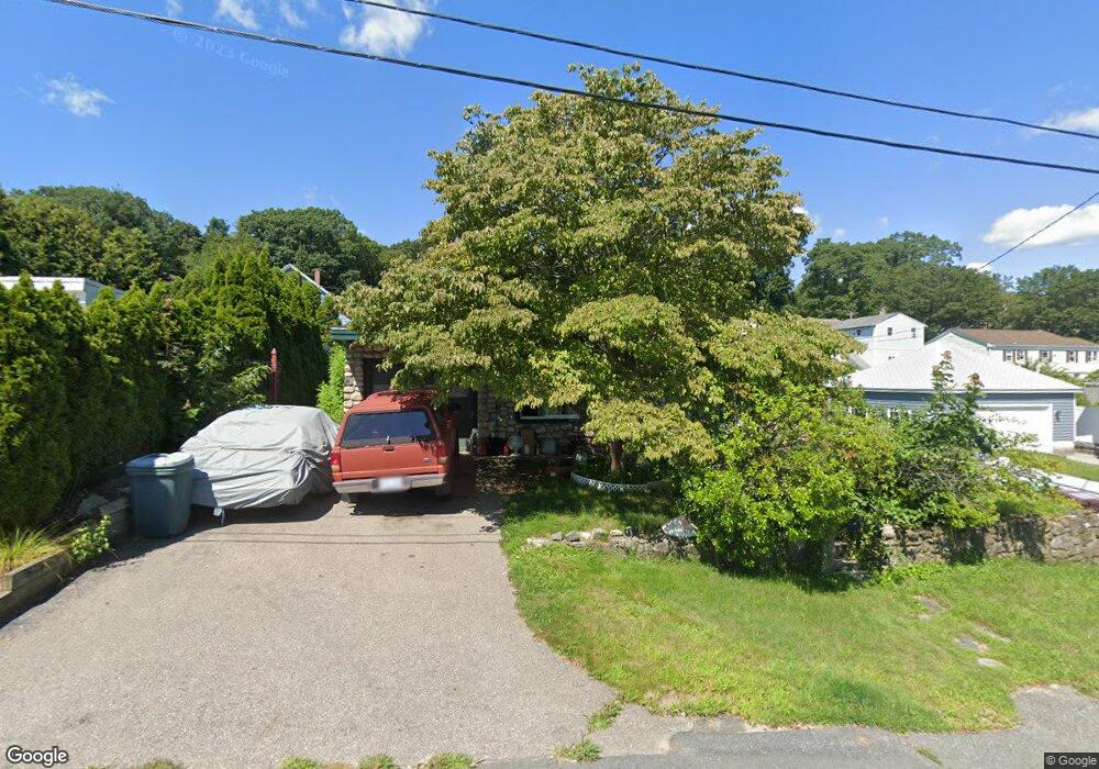 179 Fairfield Ave, Woonsocket, RI 02895 - photo 1