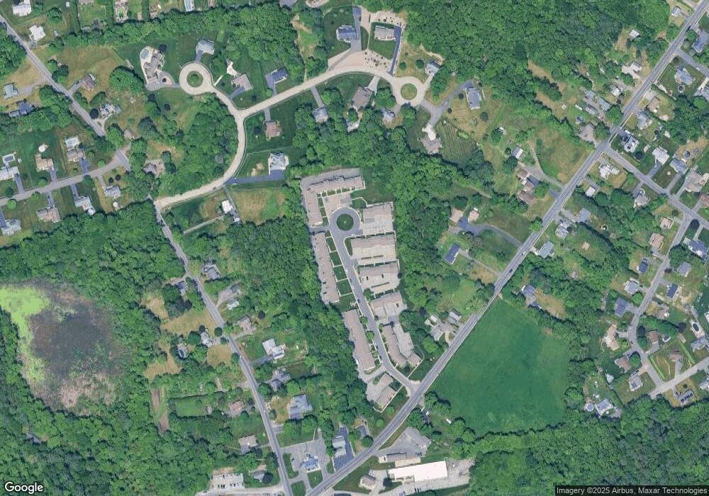 802 Meadowecrest Cir, Ludlow, MA 01056 - photo 1